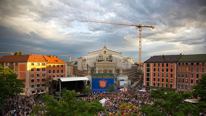 Das Fest am Gärtnerplatz zieht jedes Jahr Tausende Besucher an. Das Fest am Gärtnerplatz zieht jedes Jahr Tausende Besucher an.