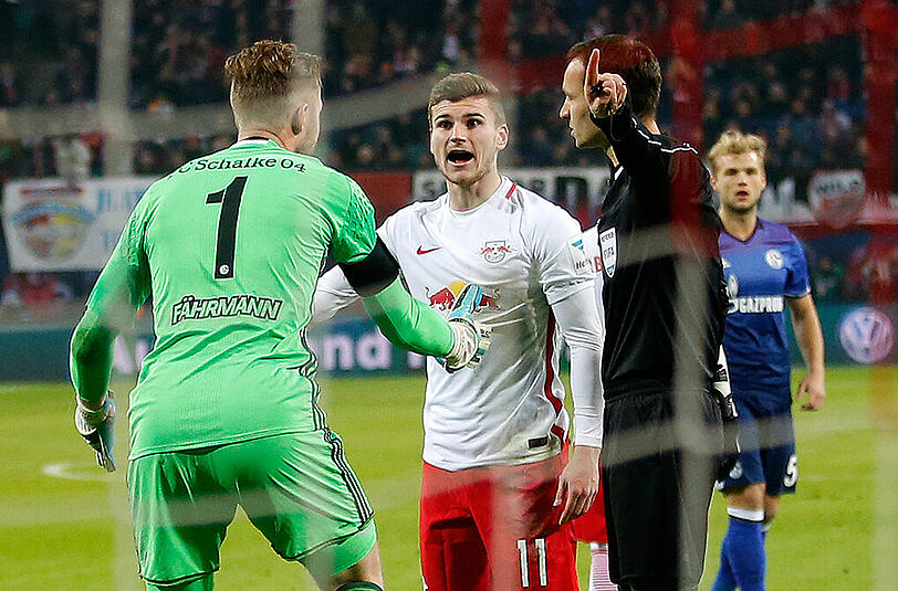 Timo Werner, 8 Tore: &bdquo;Trotz seiner Schwalbe neulich gegen Schalke ist das ein guter Junge&ldquo;, sagt Fischer. Der Leipzig-Stürmer besticht mit seiner Schnelligkeit, &bdquo;wenn Raum da ist&ldquo;, meint Fischer, &bdquo;ist er brandgefährlich.&ldquo;