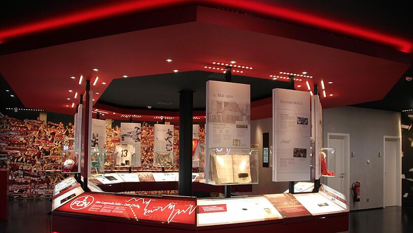 Herzstück des Museums ist der 32 Meter lange "Walk of Fame". Herzstück des Museums ist der 32 Meter lange "Walk of Fame".