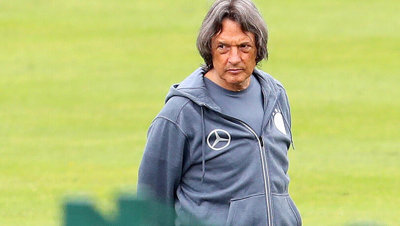 Der ehemalige Mannschaftsarzt des FC Bayern München: Hans-Wilhelm Müller-Wohlfahrt. Der ehemalige Mannschaftsarzt des FC Bayern München: Hans-Wilhelm Müller-Wohlfahrt.