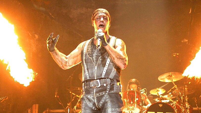 Rammstein landen in den Charts 2019 mit ihrem selbstbetitelten Longplayer das Album des Jahres