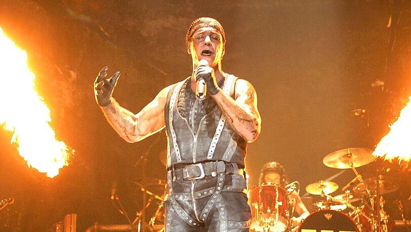 Rammstein landen in den Charts 2019 mit ihrem selbstbetitelten Longplayer das Album des Jahres Rammstein landen in den Charts 2019 mit ihrem selbstbetitelten Longplayer das Album des Jahres