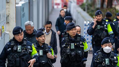 Das Polizeiaufgebot zum Tag der Strafma&szlig;verk&uuml;ndung war gro&szlig;.