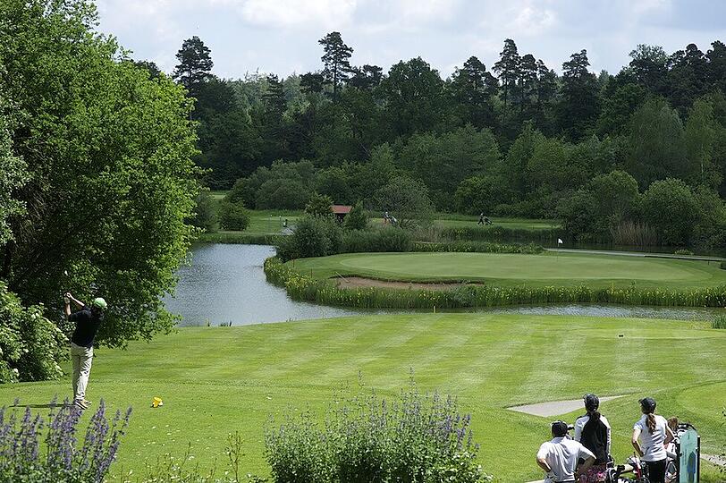 MUNICH GOLF MASTERS 2014: Die Bilder vom Auftakt-Turnier im GC Schloss Egmating am 31. Mai 2014.