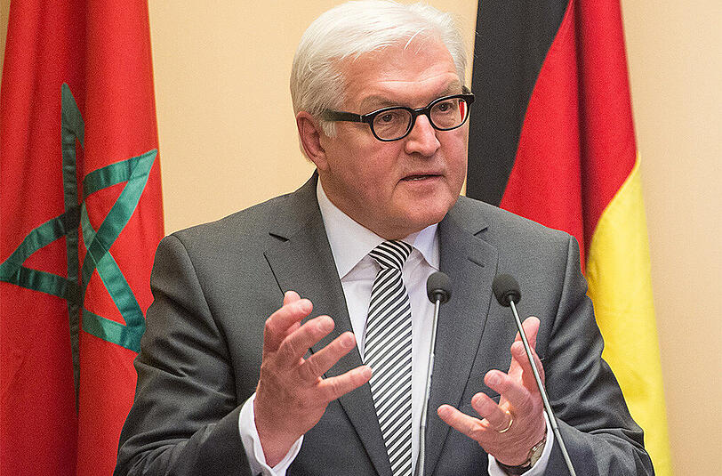 Deutschlands Außenminister Frank-Walter Steinmeier (SPD) während seines ersten Stops auf seiner Nordafrika-Reise in Marokko. Nächstes Ziel: Tunesien.
