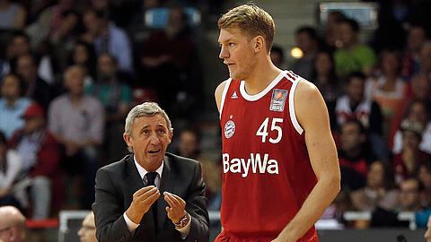 Trauern um Freund und Vater: Bayern-Trainer Svetislav Pesic und Jan Jagla.