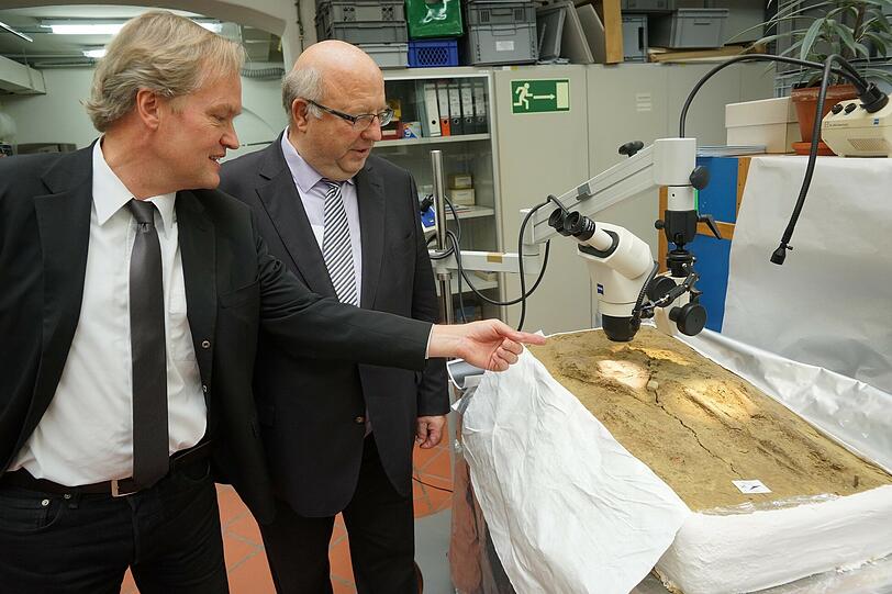 Generalkonservator Mathias Pfeil mit Bürgermeister Deimel.