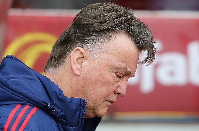 Von Pleite zu Pleite: Manchester Uniteds Trainer Louis van Gaal.