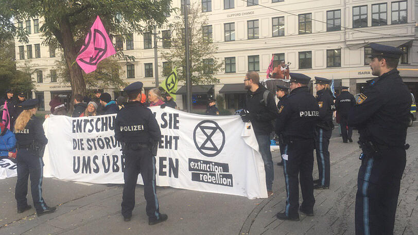 Die Aktivisten von Extinction Rebellion demonstierten bereits seit den frühen Morgenstunden in München.