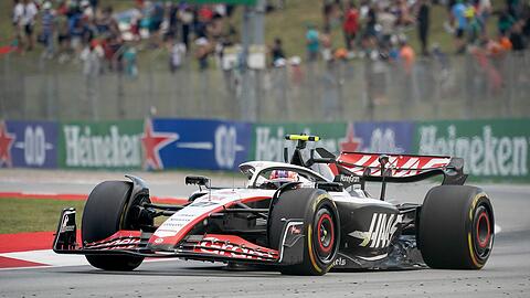 Nico Hülkenberg zeigte im Training in Barcelona eine starke Leistung.