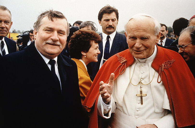 Polnische Volkshelden: Papst Johannes Paul II., Walesa (1991).
