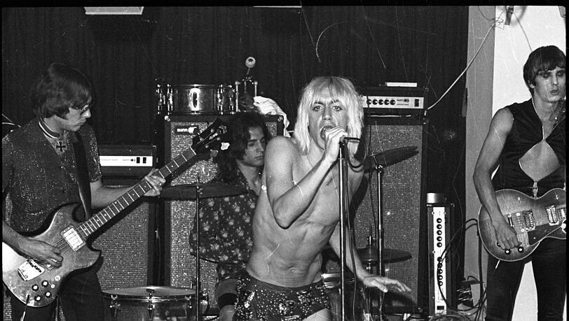 Dank Erdnussbutter kann er seine Pelle jederzeit herzeigen: Iggy Pop und The Stooges. Dank Erdnussbutter kann er seine Pelle jederzeit herzeigen: Iggy Pop und The Stooges.