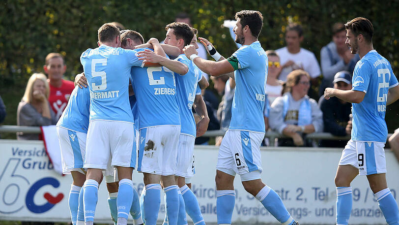 Die Stimmung beim TSV 1860 könnte besser nicht sein. Daniel Bierofka spricht schon von Aufstieg.