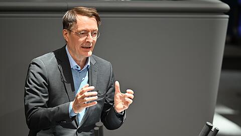Minister Karl Lauterbach spricht von einer "Revolution". (Archivbild)
