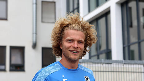 Neuer und alter Kapitän des TSV 1860.