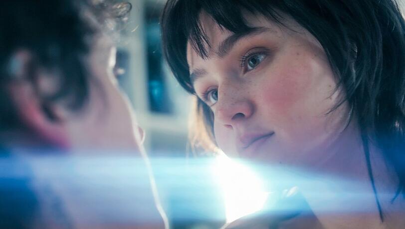 "Tage, die es nicht gab - T&ouml;dliche Geheimnisse": Emily (Paulina Hobratschk) und Olivier Lemarchal (Etienne Halsdorf) sind ein Paar.