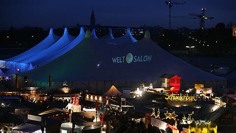 Impressionen vom Tollwood-Festival. Hier der Weltsalon