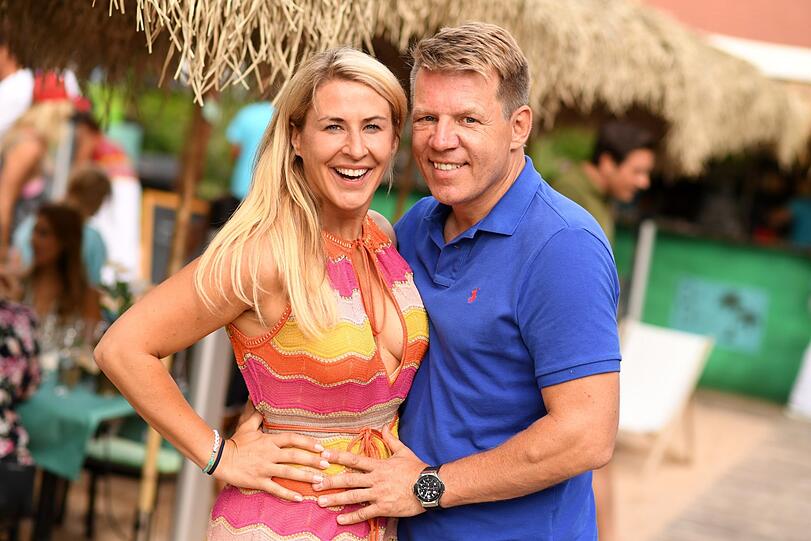 Axel Kahn und Freundin Sarah Käckel