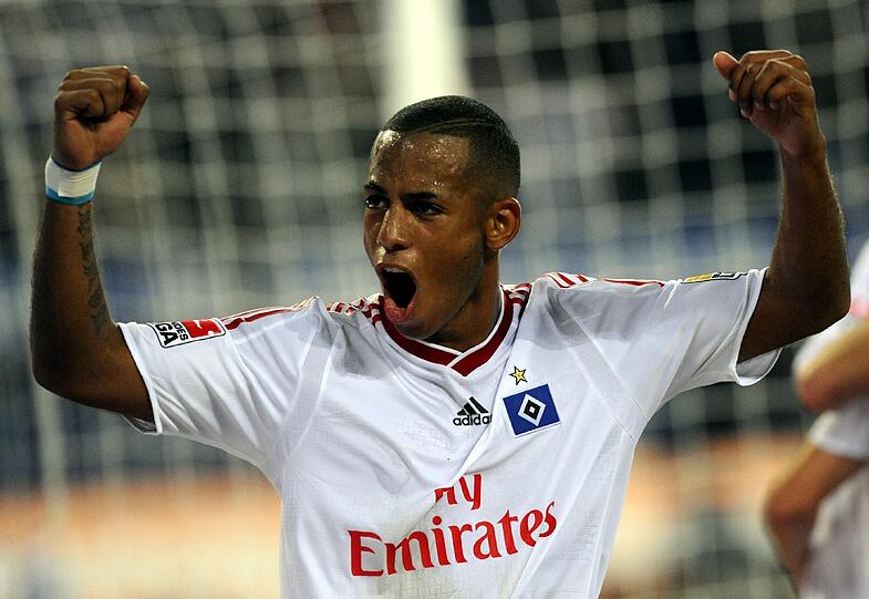 Dennis Aogo