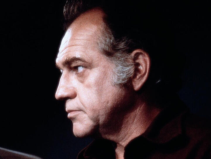 Richard Dysart 1982 in "Das Ding aus einer anderen Welt"
