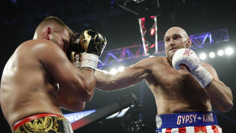 Der Kampf von Tom Schwarz (l) gegen Tyson Fury war früh beendet. Der Kampf von Tom Schwarz (l) gegen Tyson Fury war früh beendet.