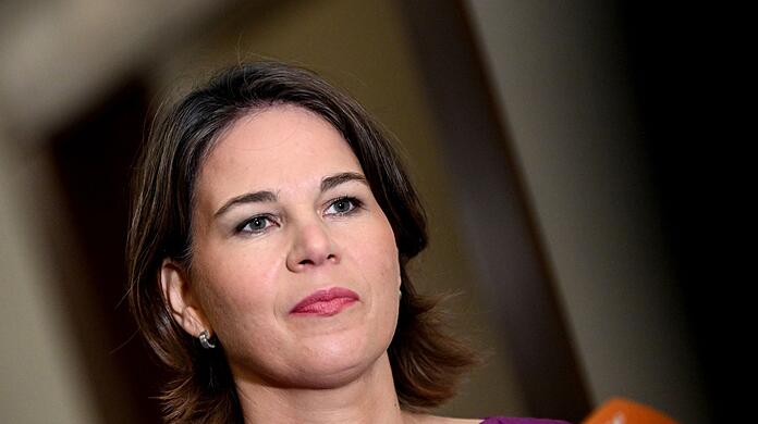 Bundesaußenministerin Annalena Baerbock nimmt auf Bali am G20-Treffen teil.