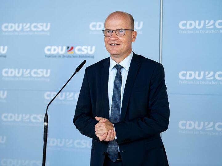 Unionsfraktionschef Ralph Brinkhaus würde gerne früher einen CDU-Vorsitzenden küren.