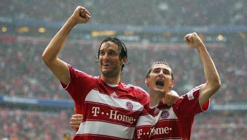 Luca Toni (l.) und Miro Klose: Wer wird das Strurm-Duo nächste Saison unterstützen?