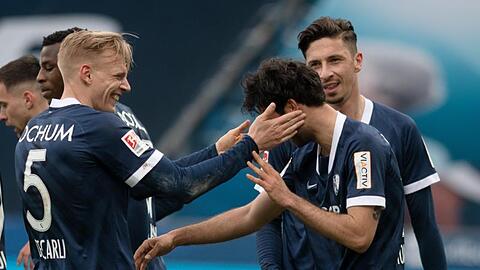 Der VfL Bochum hat in der 2. Liga die Tabellenführung übernommen.
