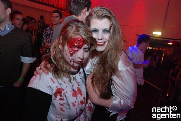 Bereits am Wochenende feierten die Münchner in den Clubs Halloween - Gruselig wird heuer auch Allerheiligen eingeläutet!