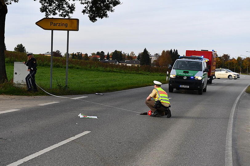Für die 76-Jährige kam jede Hilfe zu spät. Sie starb noch am Unfallort.
