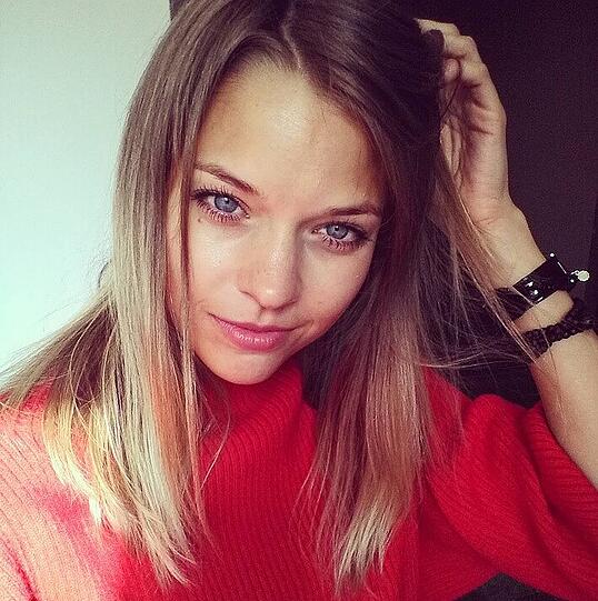Sabine Fischer ist unter den letzten 16 Mädchen bei GNTM