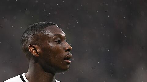Frankfurt hofft auf den Einsatz von Randal Kolo Muani im Halbfinale des DFB-Pokals beim VfB Stuttgart.