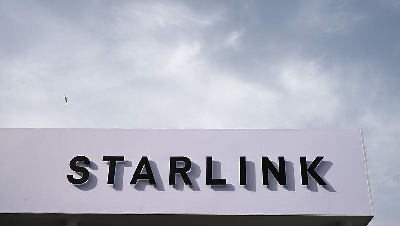 In mehreren EU-Staaten hat es in den vergangenen Wochen Anschläge auf technische Anlagen für das Satellitennetzwerk Starlink gegeben. (Archivbild) In mehreren EU-Staaten hat es in den vergangenen Wochen Anschläge auf technische Anlagen für das Satellitennetzwerk Starlink gegeben. (Archivbild)