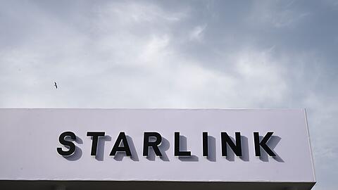 In mehreren EU-Staaten hat es in den vergangenen Wochen Anschl&auml;ge auf technische Anlagen f&uuml;r das Satellitennetzwerk Starlink gegeben. (Archivbild)