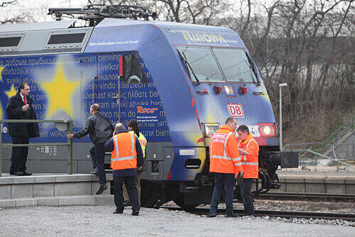 Nach dem Unfall war die Strecke Ansbach - Nürnberg zweieinhalb Stunden komplett gesperrt.