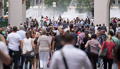 Es gibt viele versenkbare Poller in München, die Fußgängerzone ist bislang allerdings vollkommen ungeschützt.