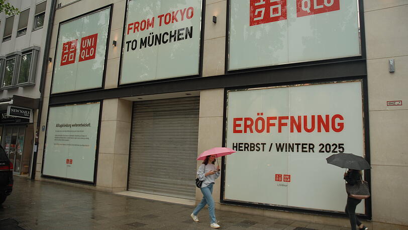 Die Leopoldstraße 35: Hier wird auf mehr als 1000 Quadratmeter der erste Uniqlo-Shop Münchens im Herbst eröffnen. Das Datum steht jetzt fest. Die Leopoldstraße 35: Hier wird auf mehr als 1000 Quadratmeter der erste Uniqlo-Shop Münchens im Herbst eröffnen. Das Datum steht jetzt fest.