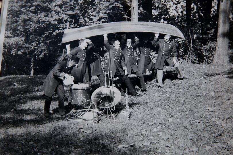 Gruppenbild von Jazzkränzchen Immergrün: Dieses sollte einmal ein LP- Cover werden &ndash; wurde dann aber doch nicht eingesetzt.