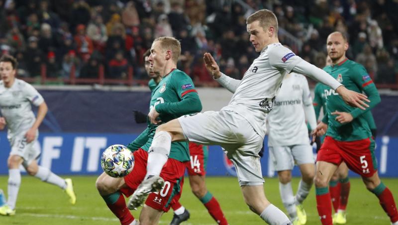 Sven Bender (M) sorgte mit seinem Tor zum 2:0 für die Entscheidung beim Bayer-Sieg in Moskau. Sven Bender (M) sorgte mit seinem Tor zum 2:0 für die Entscheidung beim Bayer-Sieg in Moskau.