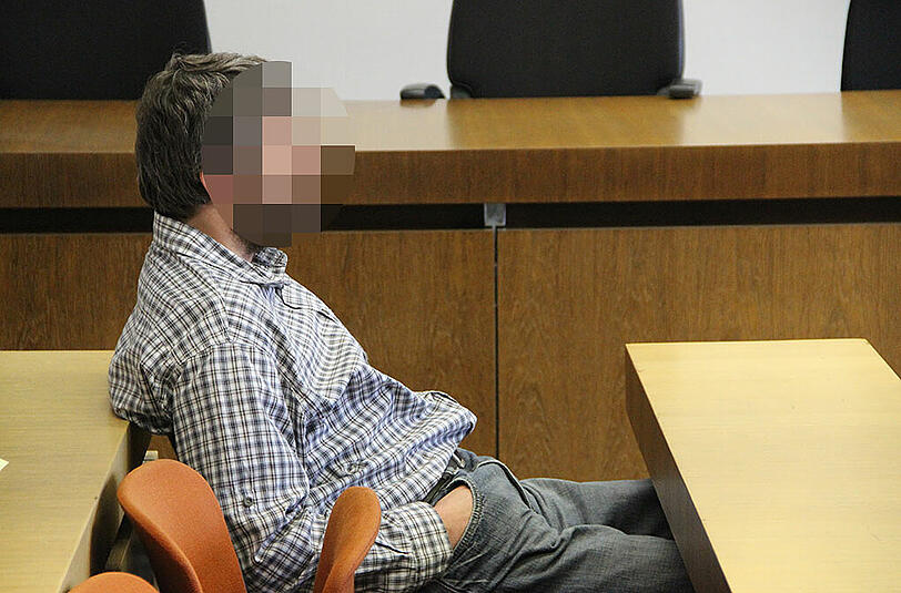 Peter S. auf der Anklagebank im Landgericht.