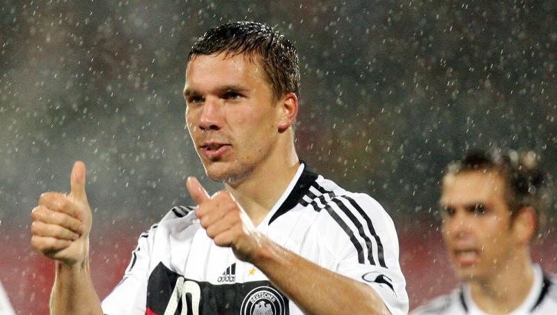 Lukas Podolski zeigte zuletzt in der Nationalmannschaft ansprechende Leistungen. Lukas Podolski zeigte zuletzt in der Nationalmannschaft ansprechende Leistungen.
