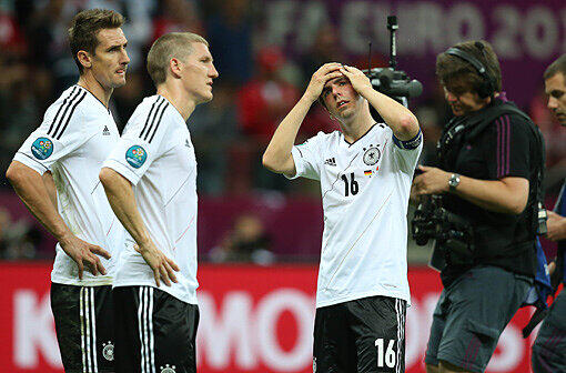 Ihm fehlte während des Turniers die Fitness: Bastian Schweinsteiger, (r.), Chef im deutschen Mittelfeld.