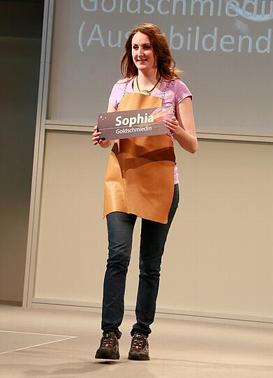 Sophia Eckart (23) - Goldschmiedin!