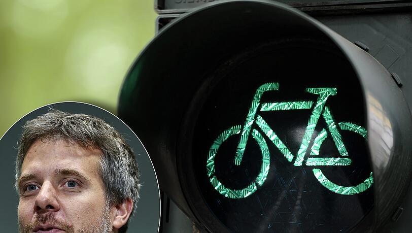 Der Grünen-Politiker fordert, dass Radlfahrer künftig nicht mehr an roten Ampeln halten müssen. Der Grünen-Politiker fordert, dass Radlfahrer künftig nicht mehr an roten Ampeln halten müssen.