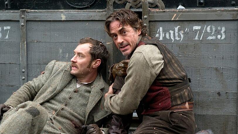 "Sherlock Holmes: Spiel im Schatten": Dr. John Watson (Jude Law, l.) und Sherlock Holmes (Robert Downey Jr.) wollen Professor Moriarty das Handwerk legen.