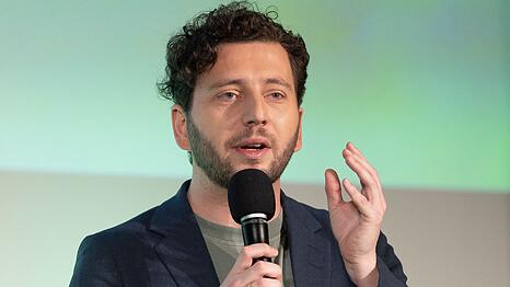 Felix Banaszak h&auml;lt eine alleinige AfD-Regierung in Sachsen-Anhalt f&uuml;r eine "reale Gefahr".