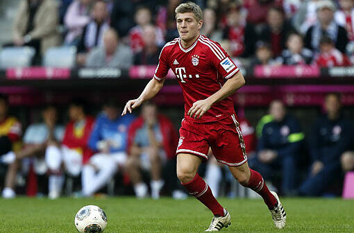 ...Kroos ist die Überraschung der Bayern-Saison, spielt fast fehlerlos.&ldquo; 
Remis. Stand: 1,5:5,5