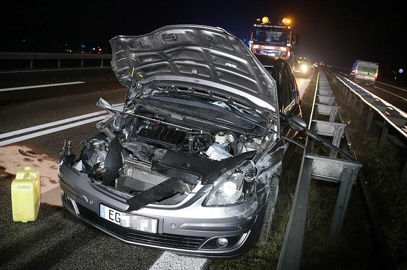 An dem Mercedes entstand ein Totalschaden von 12.000 Euro.