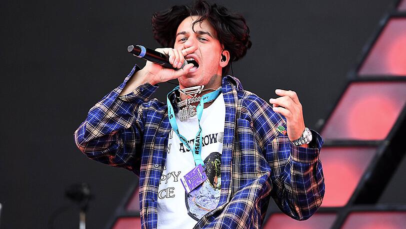 Raper Ufo 361 beim Lollapalooza in Berlin im Jahr 2019. Raper Ufo 361 beim Lollapalooza in Berlin im Jahr 2019.